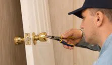 City Locksmith Services Kingwood, TX 281-853-9089 - 6-Locks-Replace